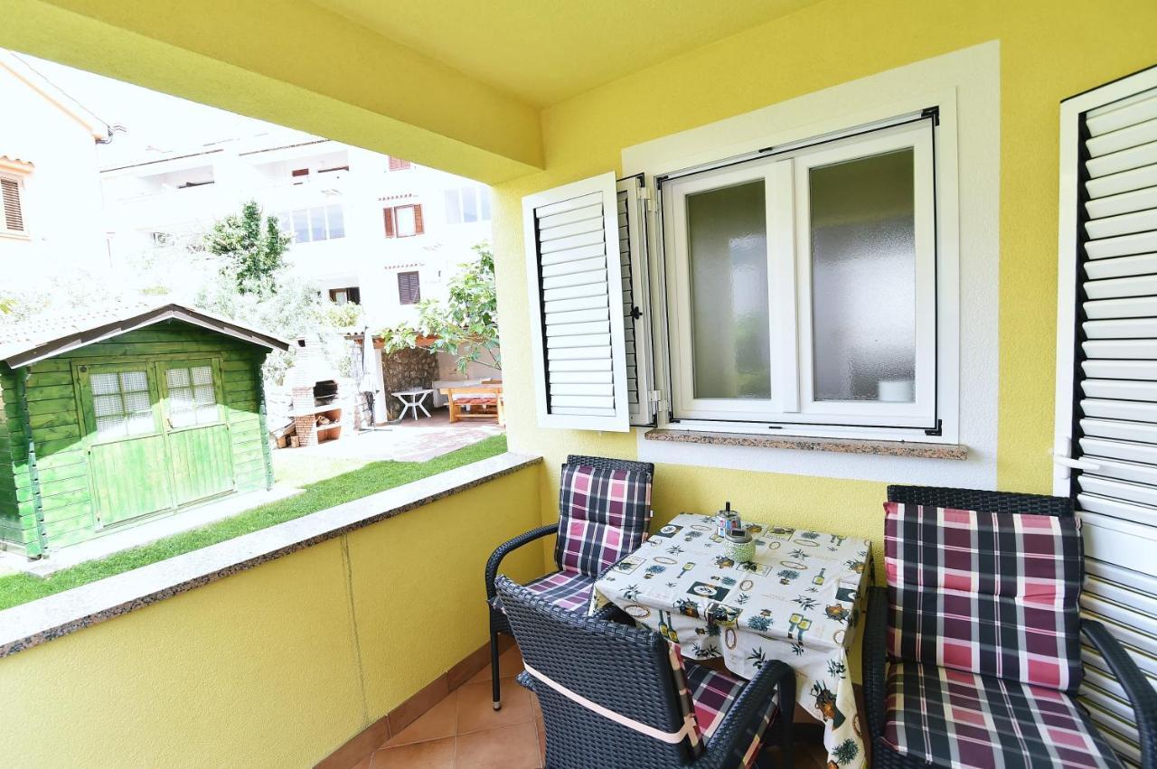 Apartments Luni บัชกา ภายนอก รูปภาพ