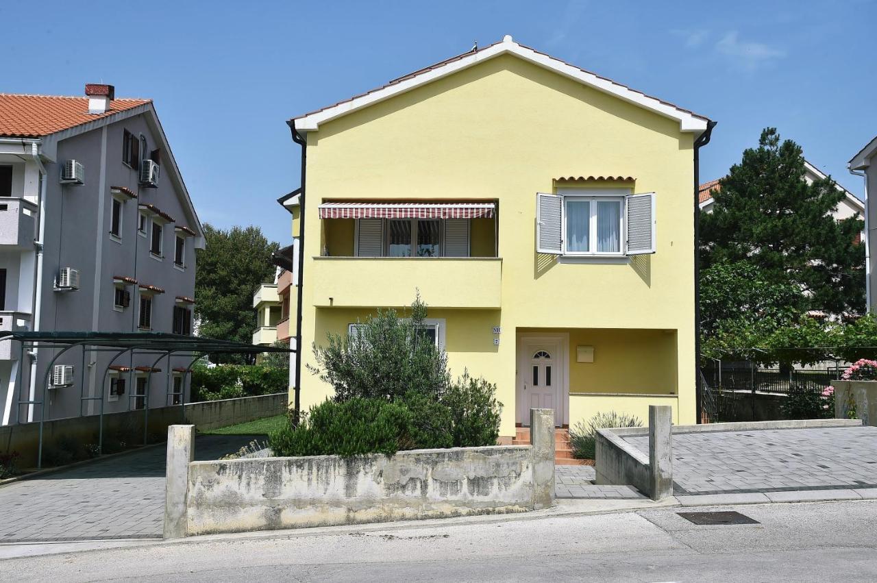 Apartments Luni บัชกา ภายนอก รูปภาพ